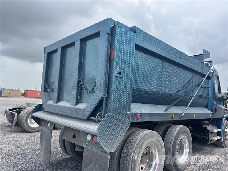 Freightliner Cascadia 113 Camion benne