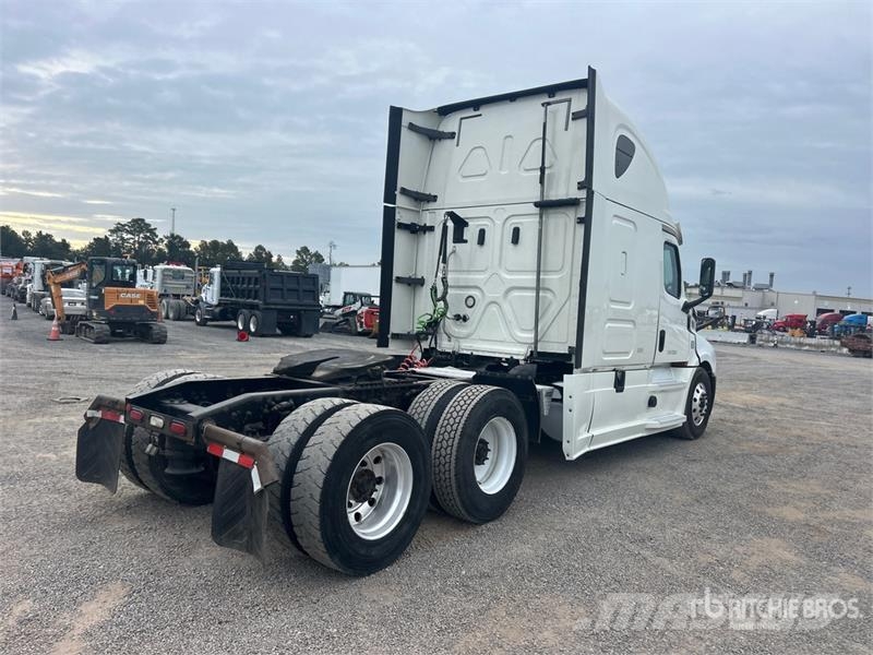 Freightliner Cascadia 126 Влекачи