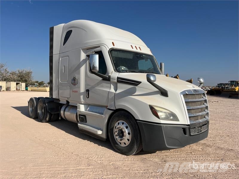 Freightliner Cascadia 126 6x4 T/A Sleeper Truck Tractor Tracteur routier