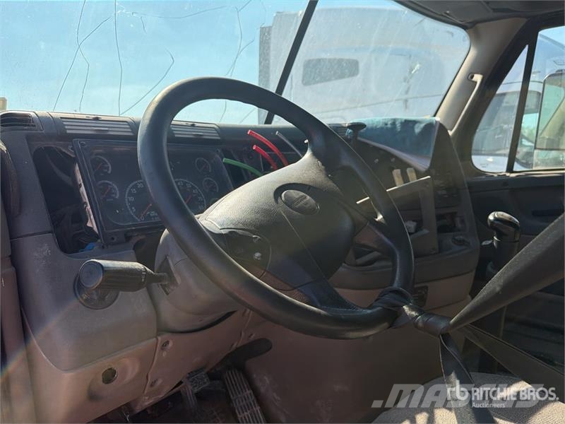 Freightliner Cascadia 125 Тягачі