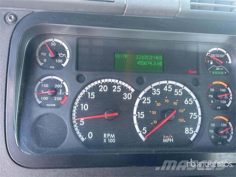 Freightliner Cascadia 125 Седельные тягачи