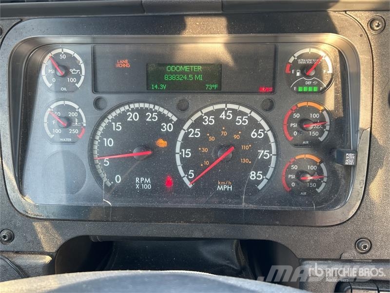Freightliner Cascadia 125 Τράκτορες