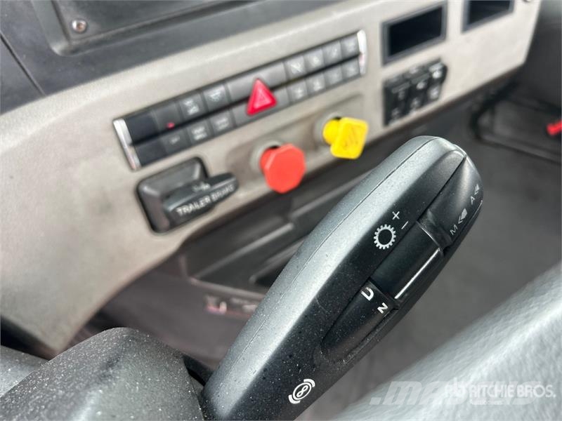 Freightliner Cascadia 116 Тягачі