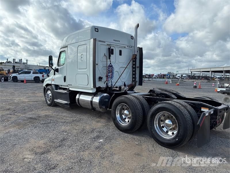 Freightliner Cascadia 125 Влекачи