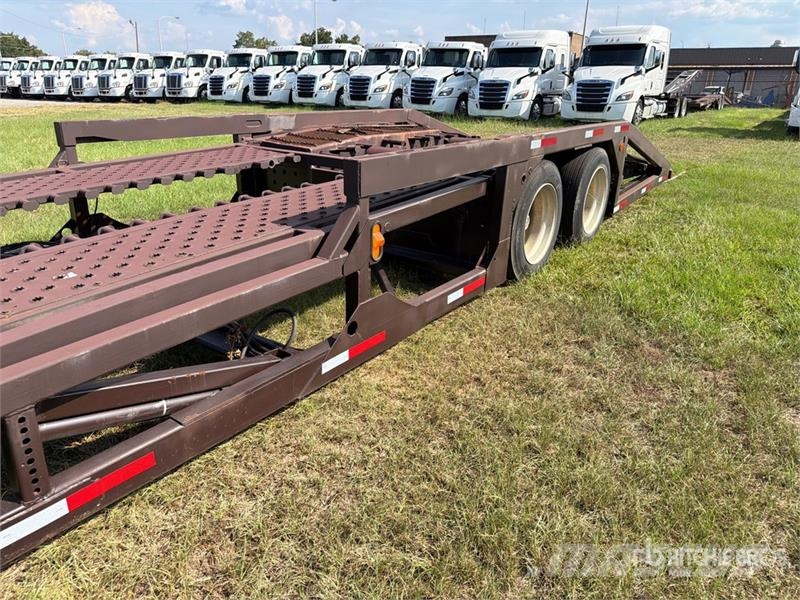 Freightliner Cascadia 113 6x4 Sleeper Car Carrier Truck مركبات النقل