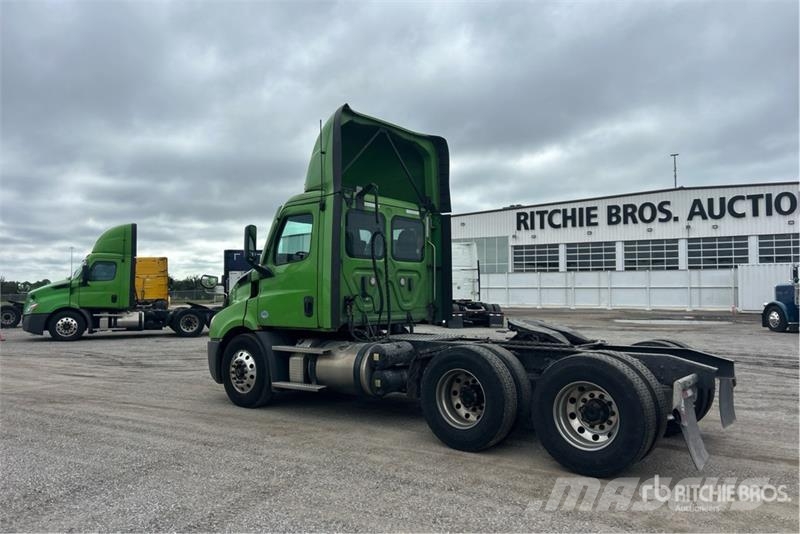 Freightliner Cascadia 116 Trekkvogner
