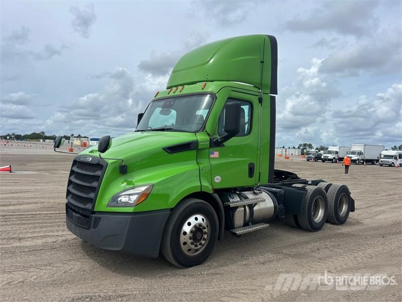 Freightliner Cascadia 116 Vlačilci