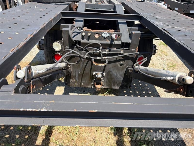 Freightliner Cascadia 113 6x4 Sleeper Car Carrier Truck (Inoper Camiones portacoches