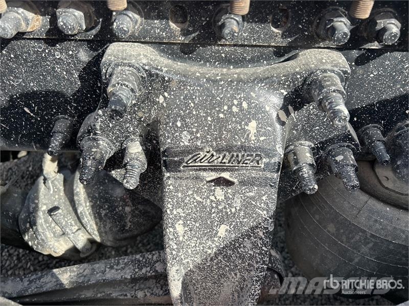 Freightliner Cascadia 116 曳引機組件