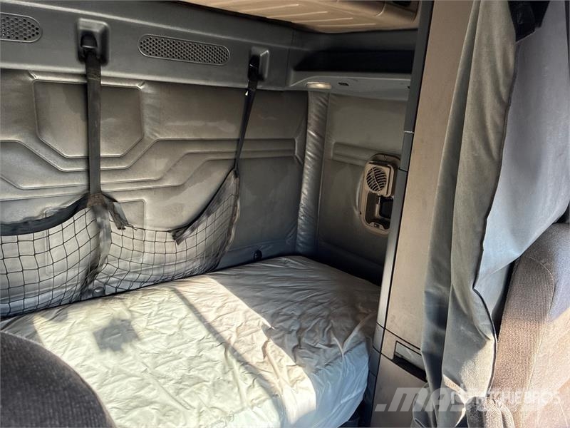 Freightliner Cascadia 125 Влекачи