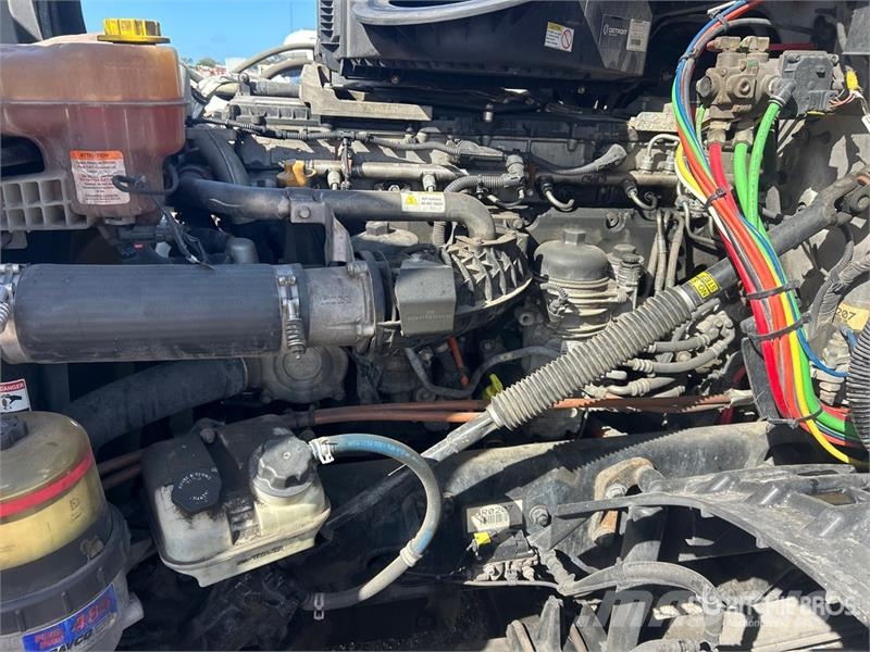 Freightliner Cascadia 126 Влекачи