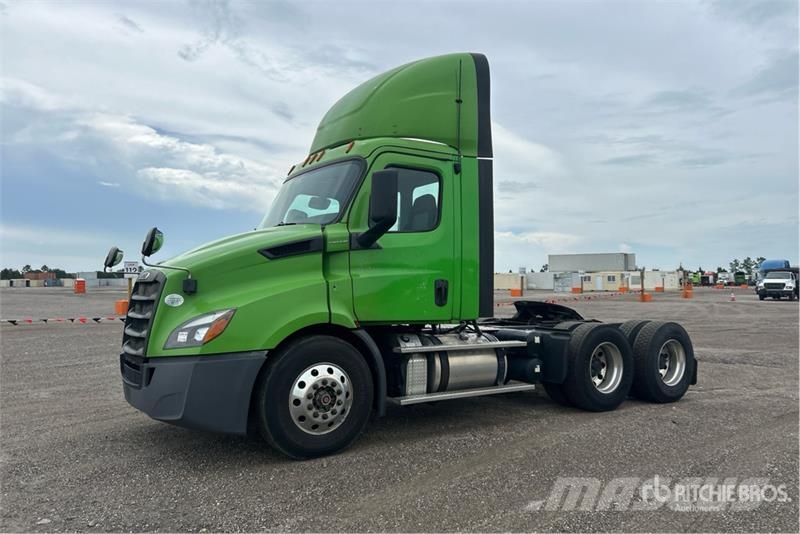 Freightliner Cascadia 116 Тягачі