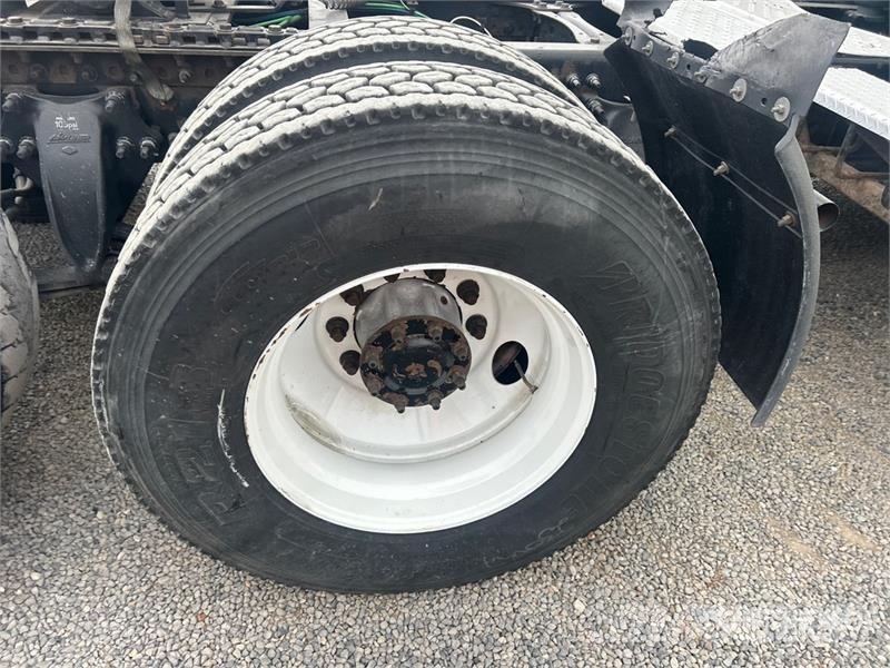 Freightliner Cascadia 126 Влекачи