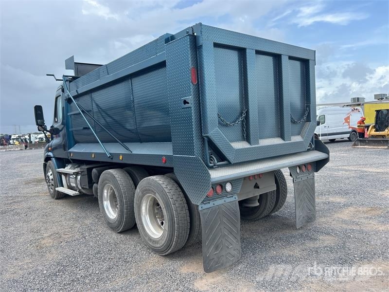 Freightliner Cascadia 113 Camion benne