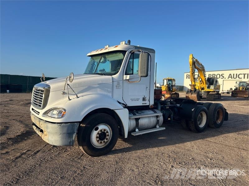 Freightliner CL120 Truck Tractor Units
