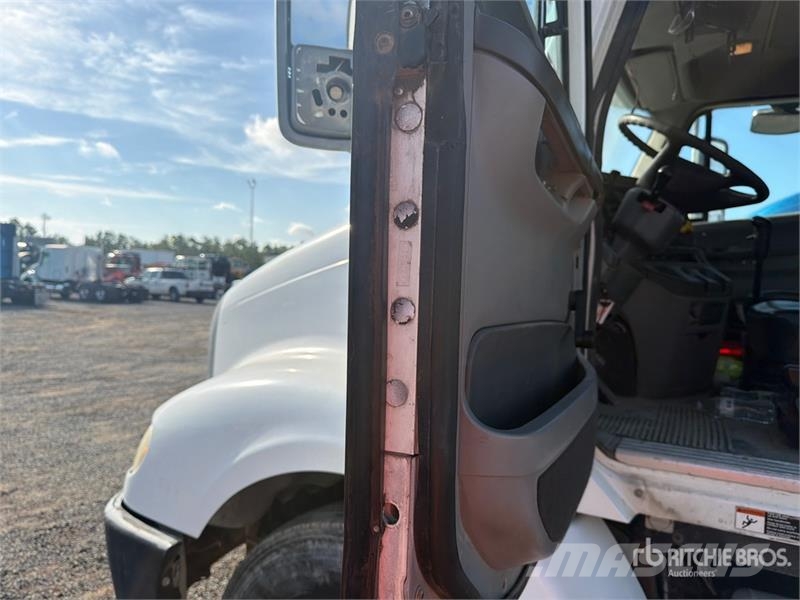 Freightliner Columbia 112 Traktorske jedinice