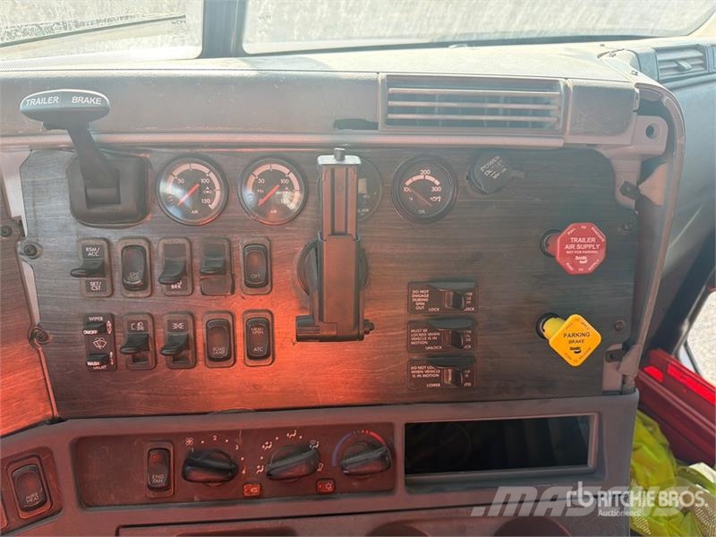 Freightliner Columbia 112 Traktorske jedinice