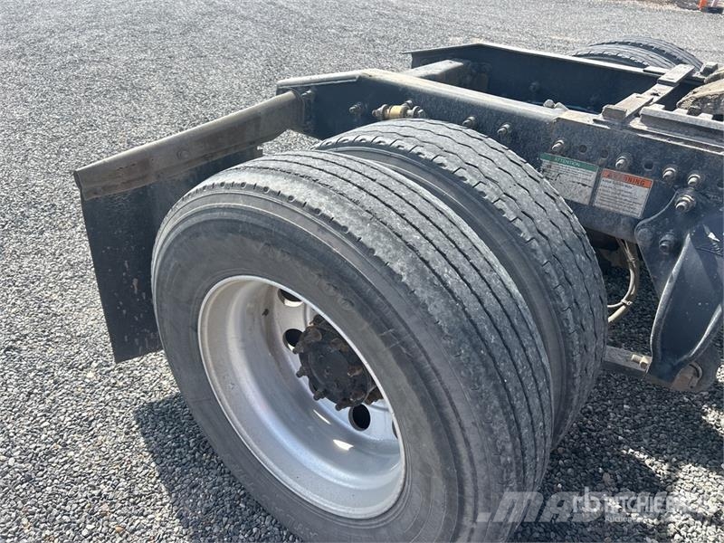 Freightliner Columbia 120 6x4 T/A Sleeper Truck Tractor Tracteur routier