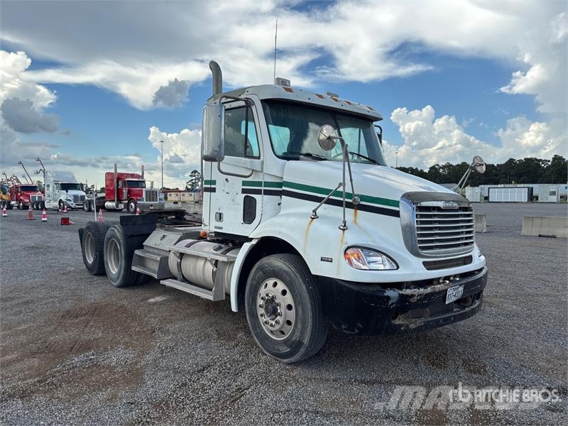 Freightliner Columbia 112 Sattelzugmaschinen