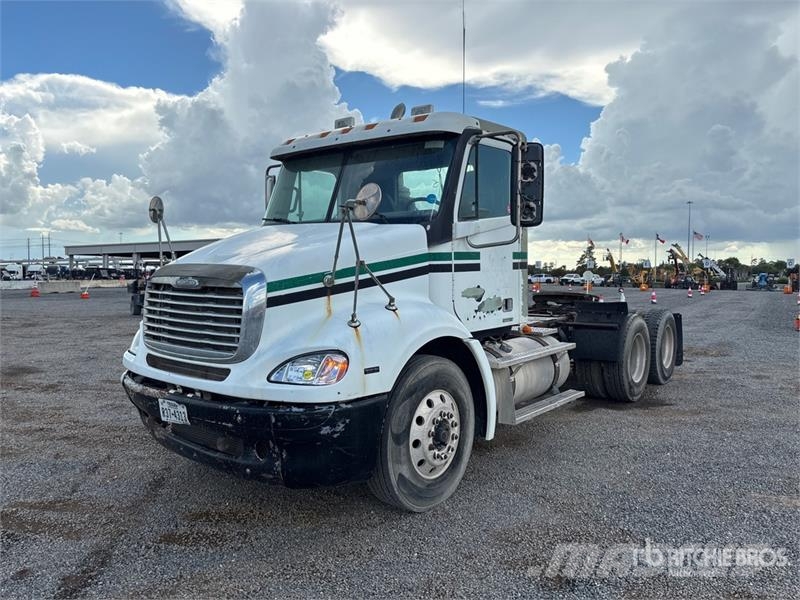 Freightliner Columbia 112 Sattelzugmaschinen