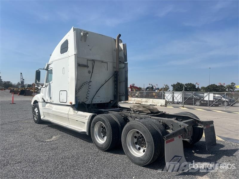 Freightliner Columbia 120 6x4 T/A Sleeper Truck Tractor Tracteur routier