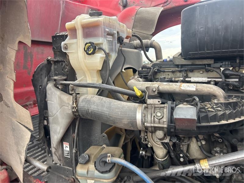 Freightliner Coronado 122SD Тягачі