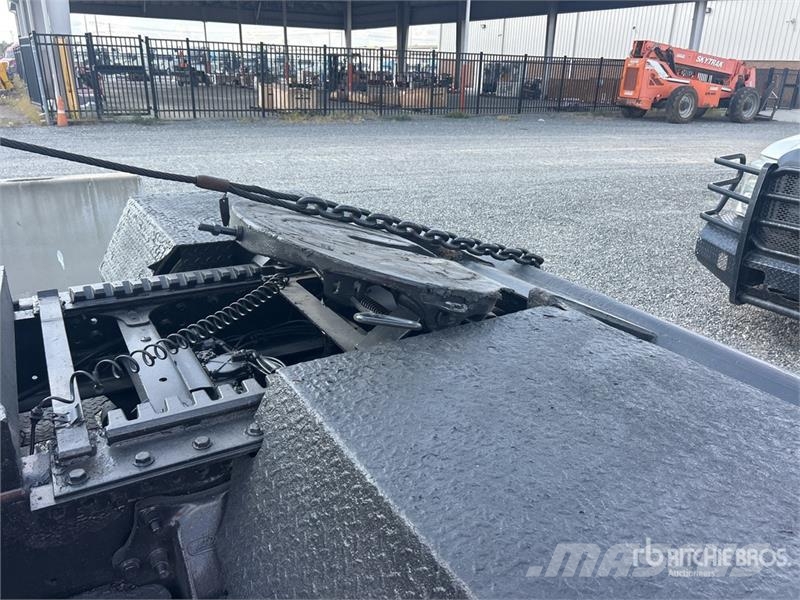 Freightliner Coronado 4x2 Winch Truck Bergungsfahrzeuge
