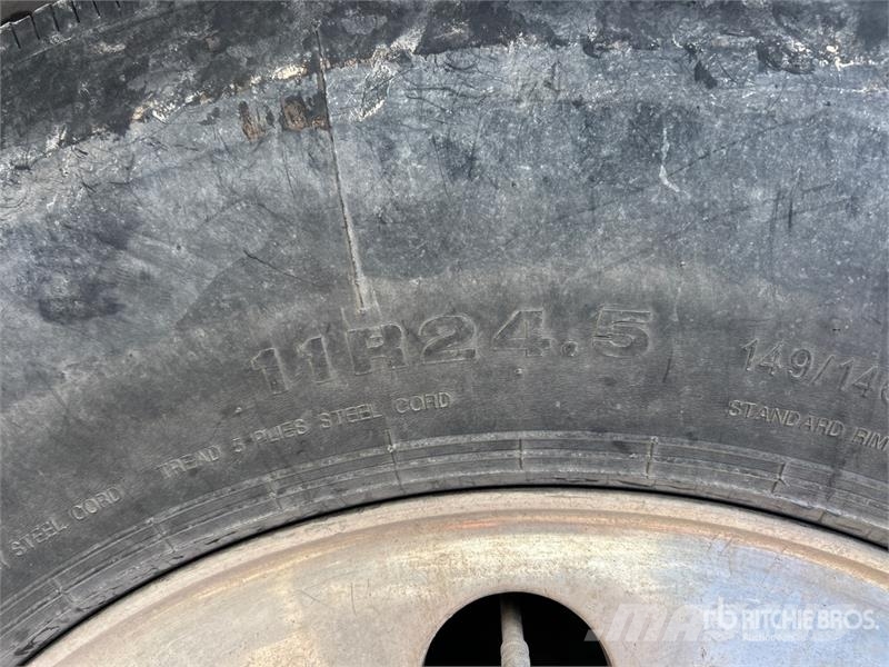 Freightliner Coronado 122SD 中古トラクターヘッド | トレーラーヘッド