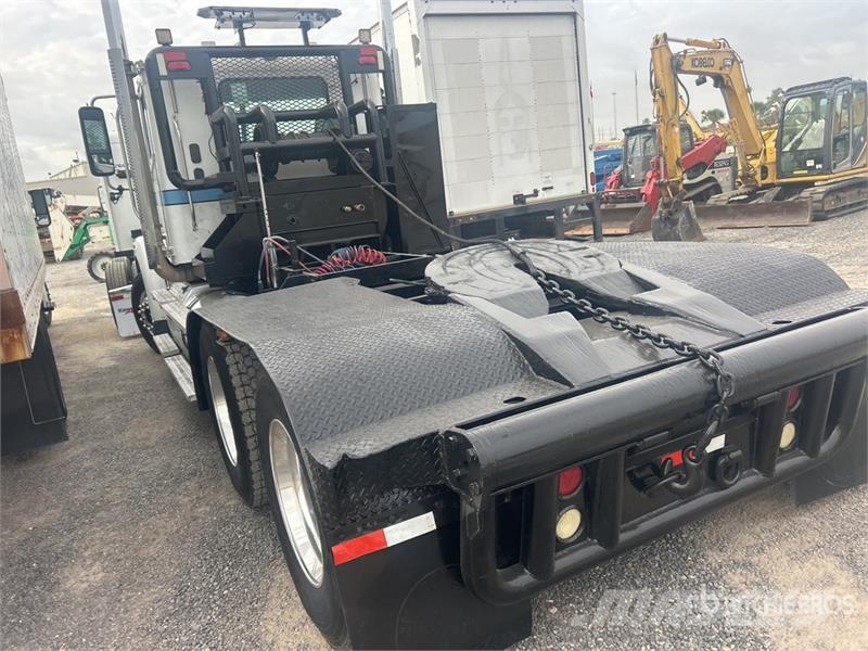 Freightliner Coronado 122SD 6x4 Winch Truck 救援车