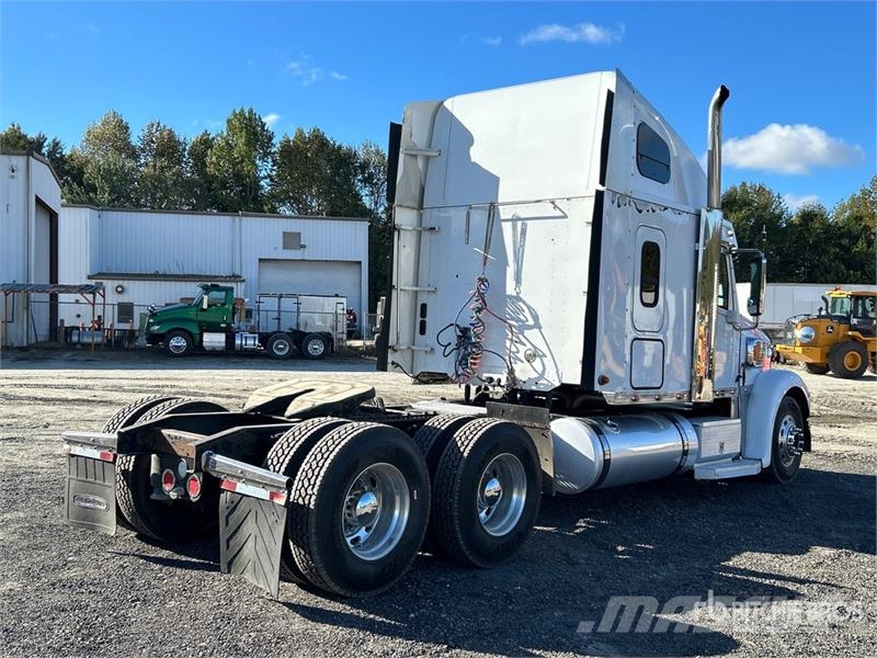 Freightliner Coronado 122SD Cavalos mecânicos