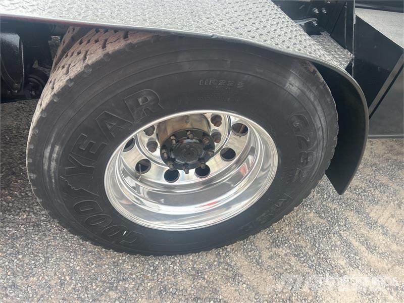Freightliner Coronado 122SD 6x4 Winch Truck 救援车