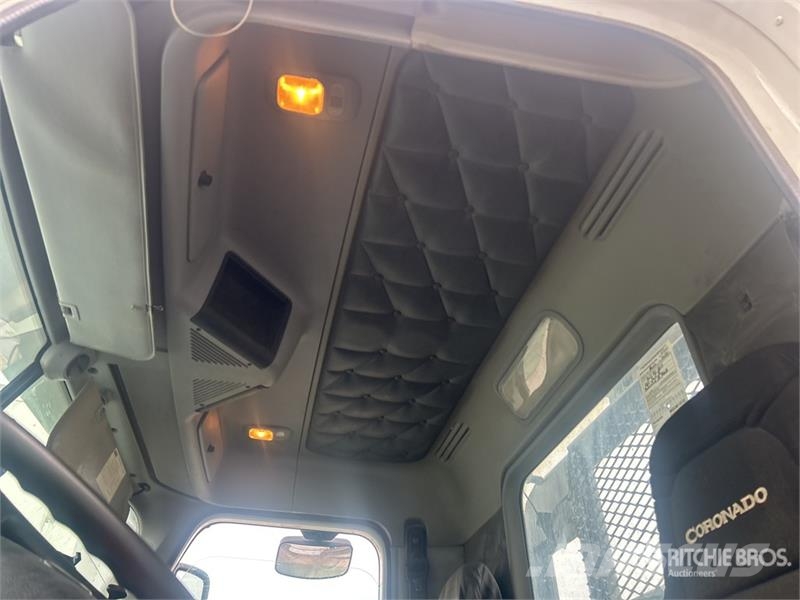 Freightliner Coronado 122SD 6x4 Winch Truck 救援车