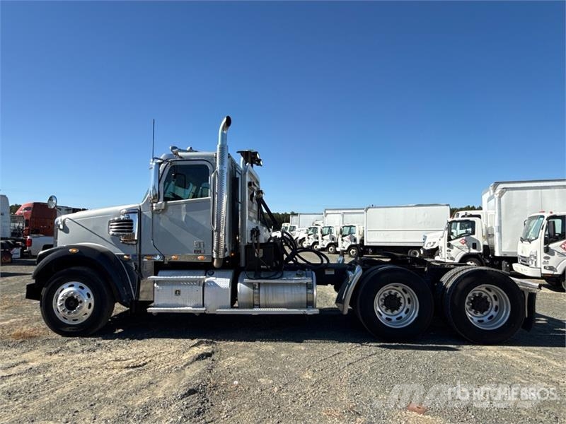 Freightliner Coronado 122 Tractores (camiões)