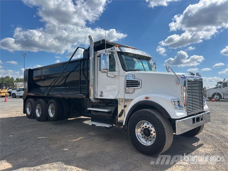 Freightliner Coronado 122 8x4 Tri/A Dump Truck Kiper tovornjaki