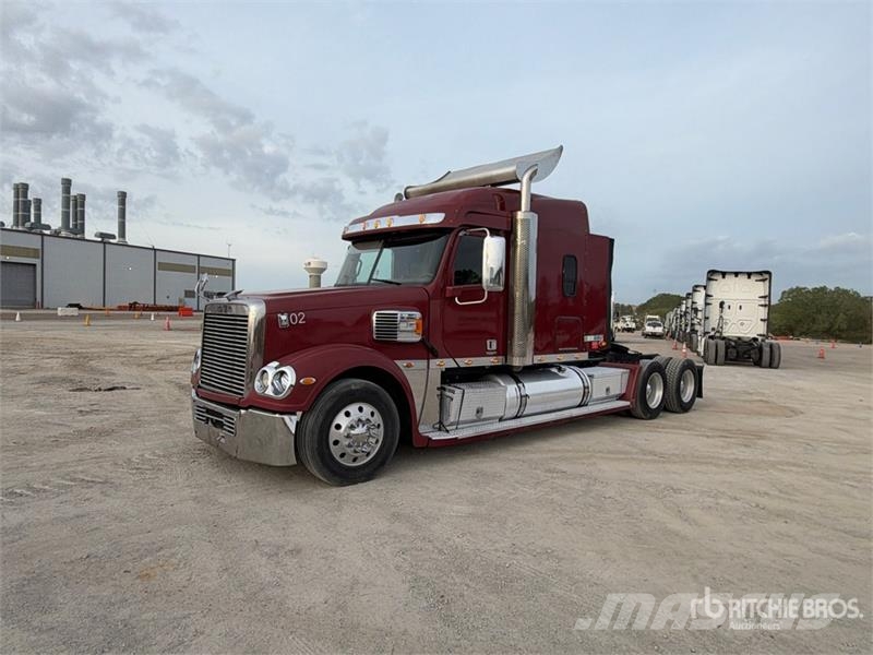 Freightliner Coronado 132 6x4 T/A Sleeper Truck Tractor (Glider Sadulveokid