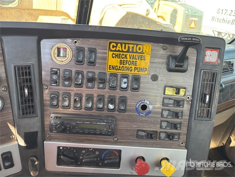 Freightliner Coronado 122SD Tractores (camiões)