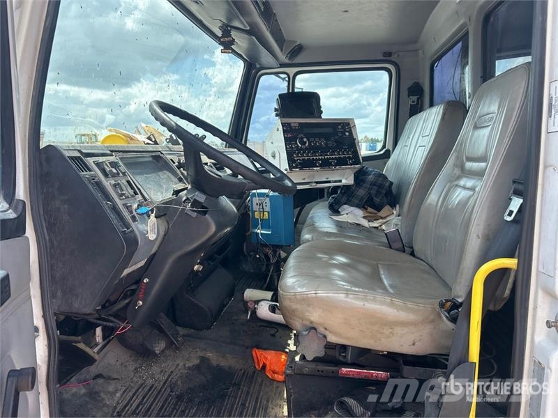 Freightliner FL 70 Kamioni cisterne