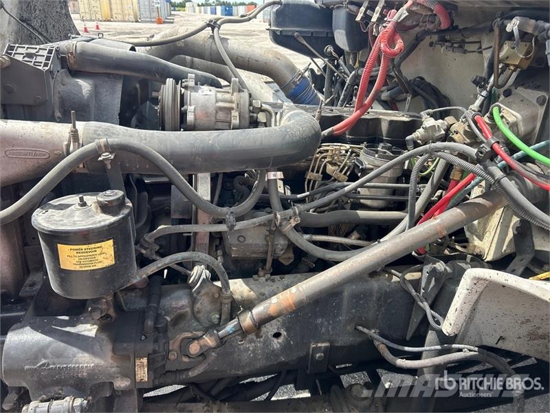 Freightliner FL 70 Kamioni cisterne