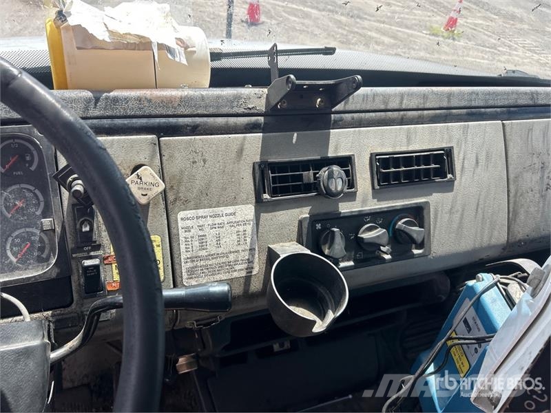 Freightliner FL 70 Kamioni cisterne