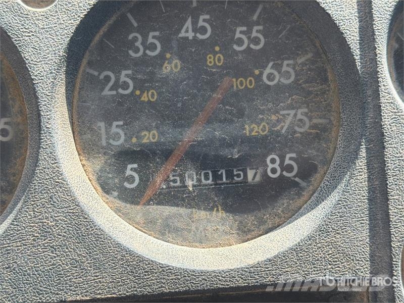 Freightliner FL70 2000 gal 4x2 Water Truck Поливальні машини