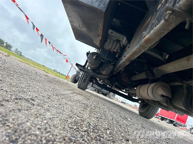 Freightliner FL80 6x4 Flatbed Truck Kamioni sa otvorenim sandukom