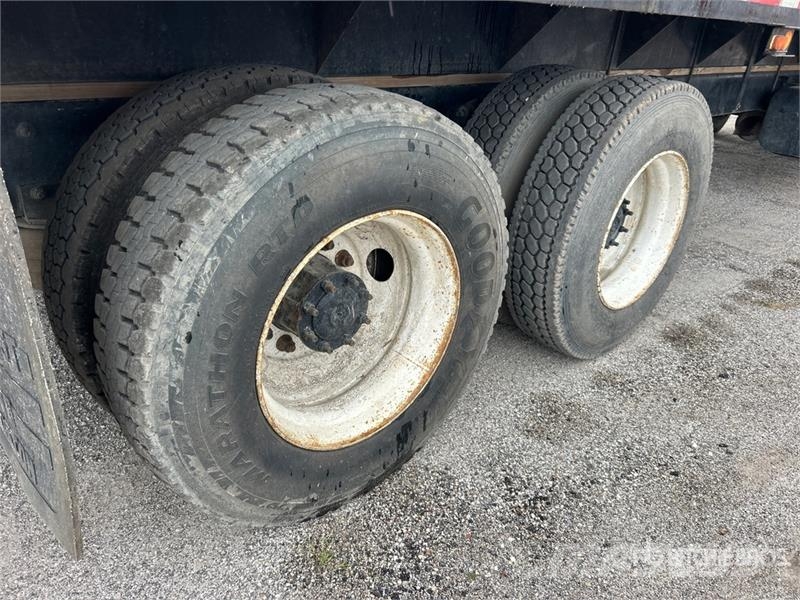 Freightliner FL80 6x4 Flatbed Truck Kamioni sa otvorenim sandukom