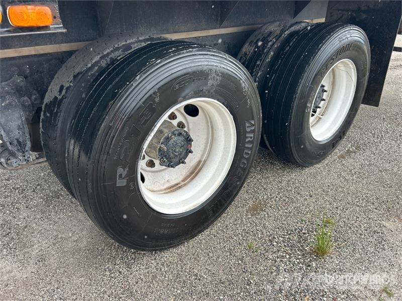 Freightliner FL80 6x4 Flatbed Truck Kamioni sa otvorenim sandukom