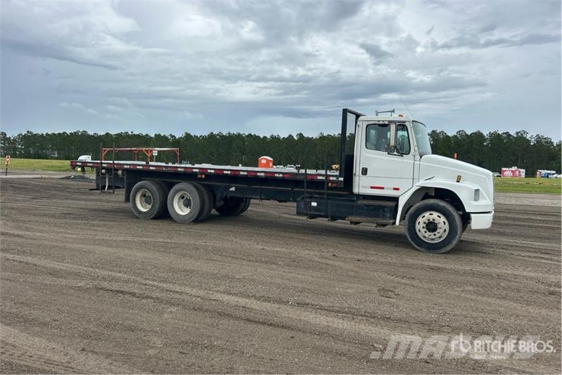 Freightliner FL80 6x4 Flatbed Truck Kamioni sa otvorenim sandukom