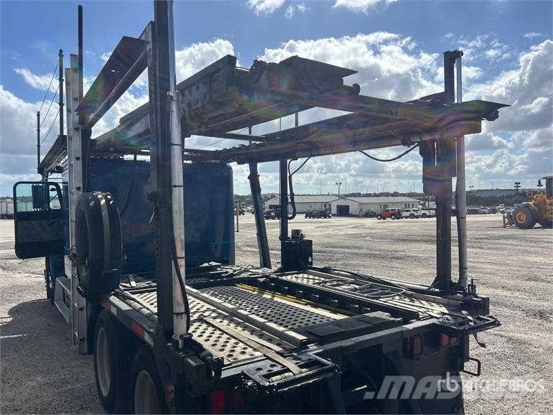 Freightliner FLD 120 Evakuatori
