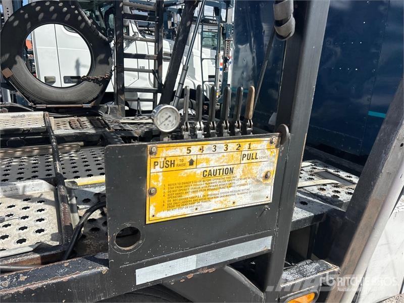 Freightliner FLD 120 Evakuatori