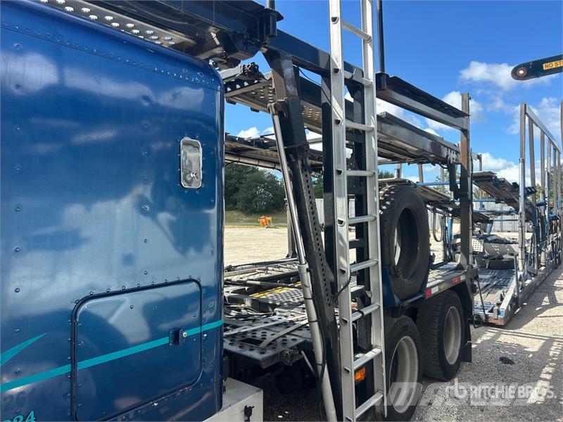 Freightliner FLD 120 Evakuatori