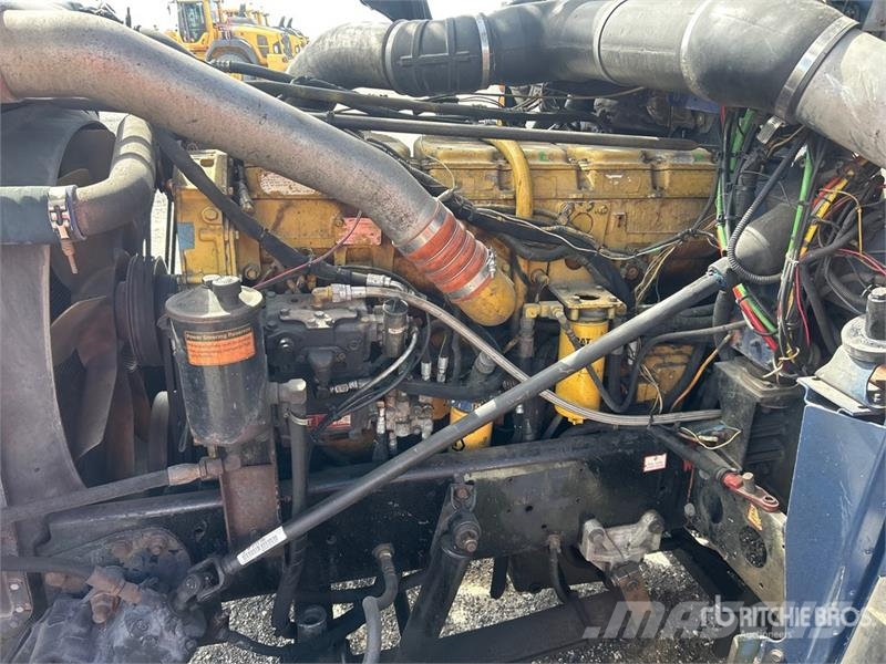 Freightliner FLD 120 Evakuatori
