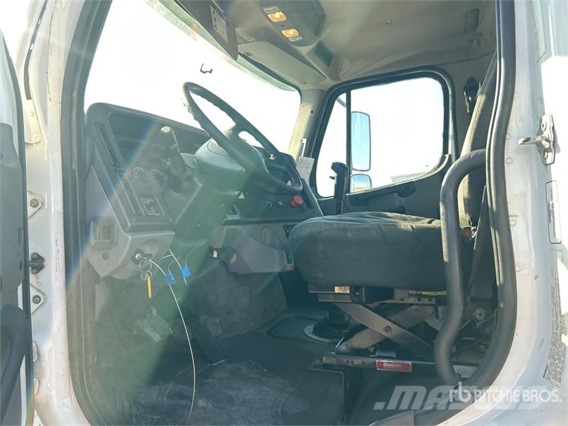 Freightliner M2 Camiones tractor