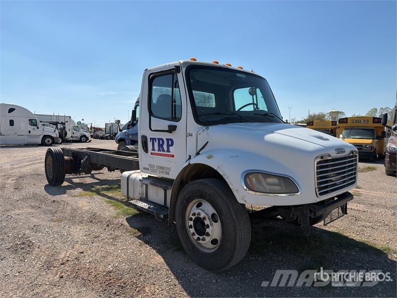 Freightliner M2 Kabine i unutrašnjost